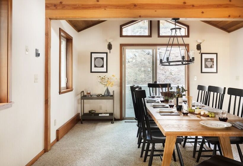 Redwood By Avantstay Secluded Cabin W/ Views & Spa 5mins To Northstar!