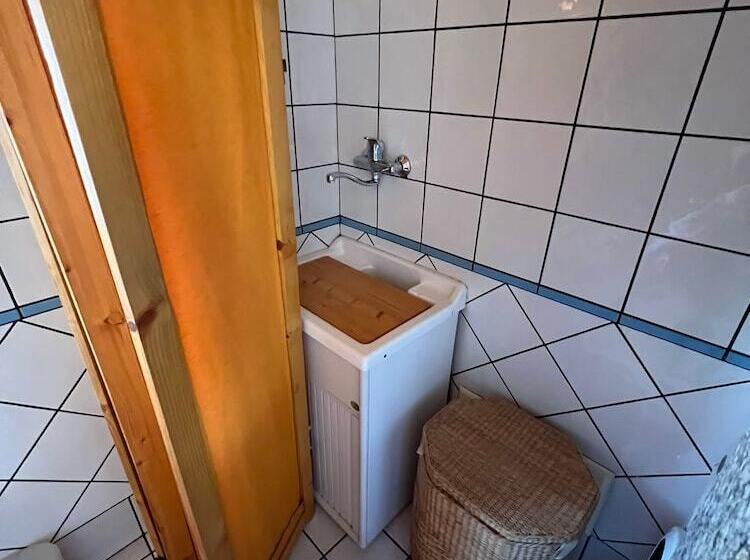 דירת נופש Apartment With Terrace Close To Catania, Sicily