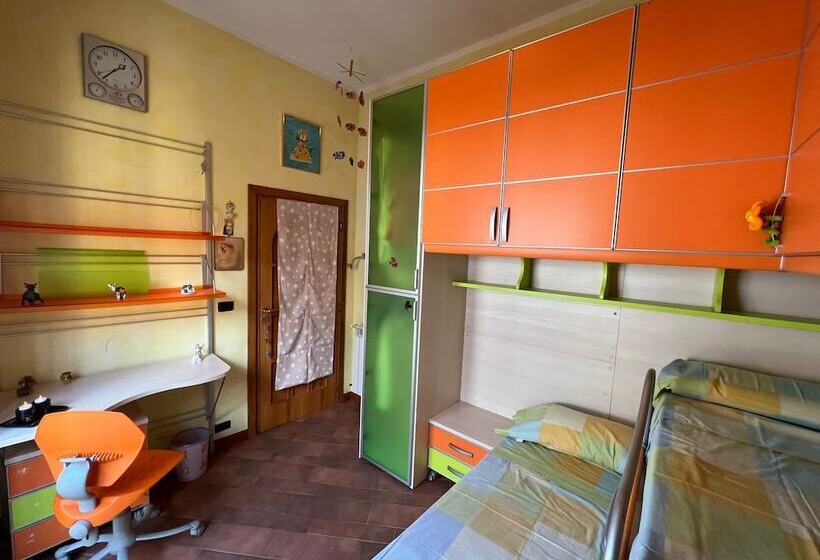 דירת נופש Apartment With Terrace Close To Catania, Sicily