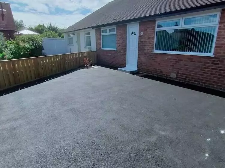 Residenssi Charming 2 Bed House In Fleetwood, England