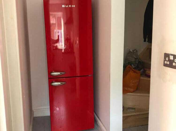 Rezydencja Immaculate 2 Bed House In High Wycombe Hp14