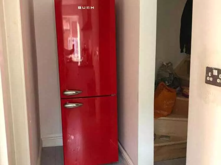 Residenssi Immaculate 2 Bed House In High Wycombe Hp14