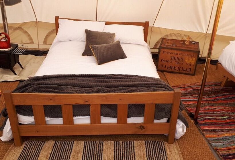 6m Emperor Tent, Near Whitby, With Log Burner