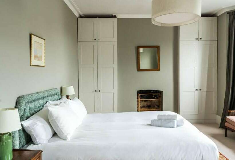 Stylish 3bd Family Home In Shepherd Bush