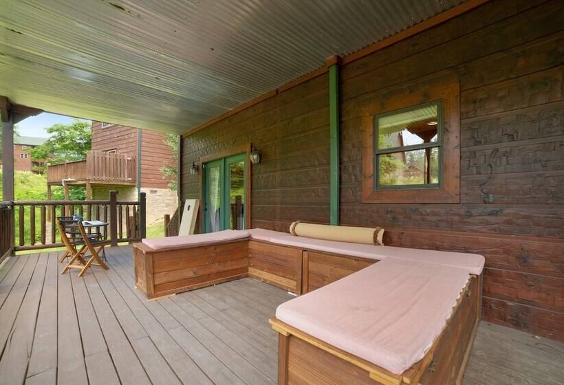 Tennessee Blue By Avantstayheart Of Pigeon Forge!