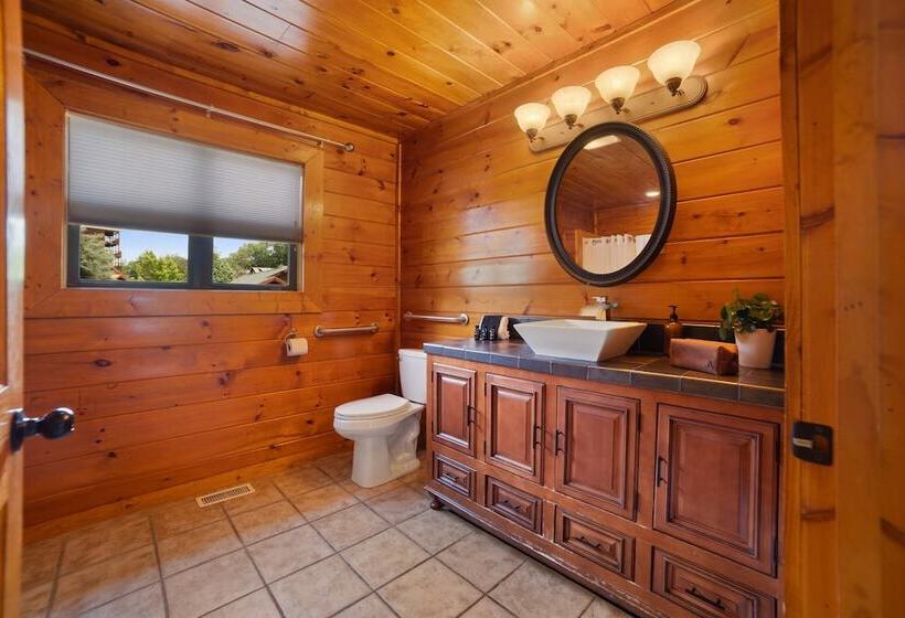 Tennessee Blue By Avantstayheart Of Pigeon Forge!