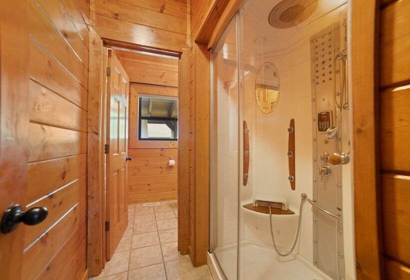 Tennessee Blue By Avantstayheart Of Pigeon Forge!