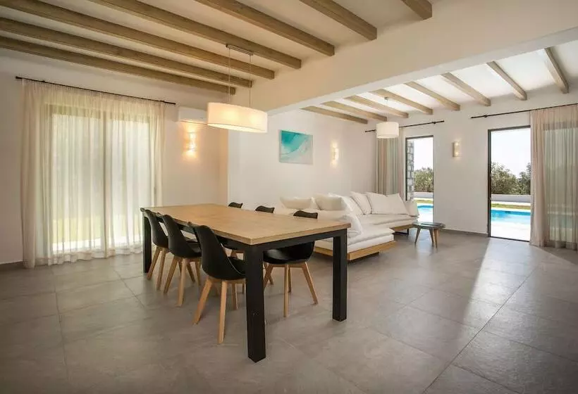 Terra Pietra Luxury Villas & Suites