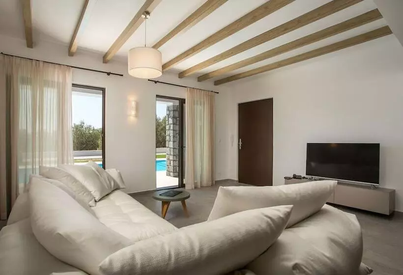 Terra Pietra Luxury Villas & Suites