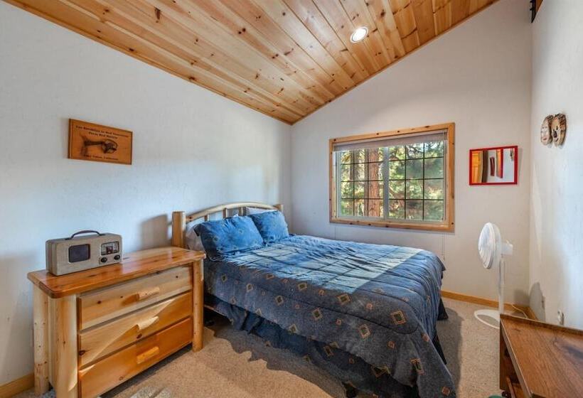 Wolf S Lair By Avantstay Swiss Chalet W/ Private Hot Tub & Access To Northstar Resort Community