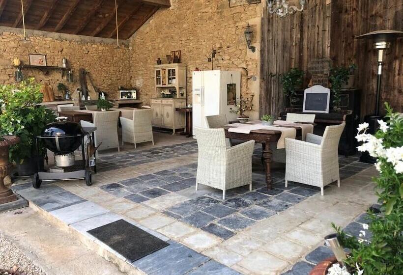 Bed and Breakfast En Bord De Rivière