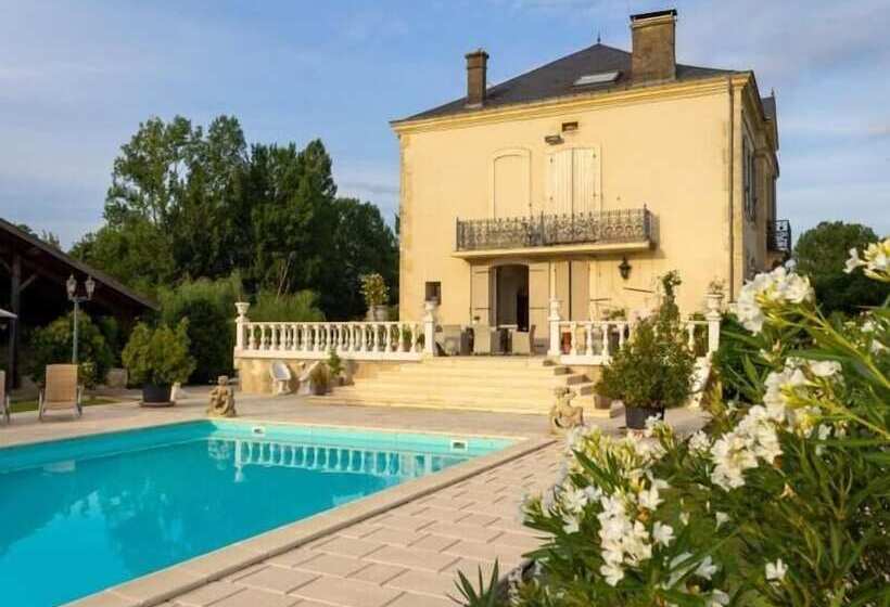 Bed and Breakfast En Bord De Rivière