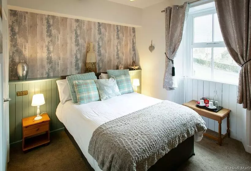 Aamiaismajoitus (B&B) The Old Hall Inn