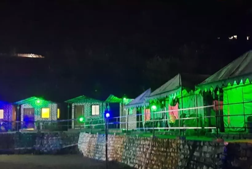 Hotelli Camp Awara Rishikesh