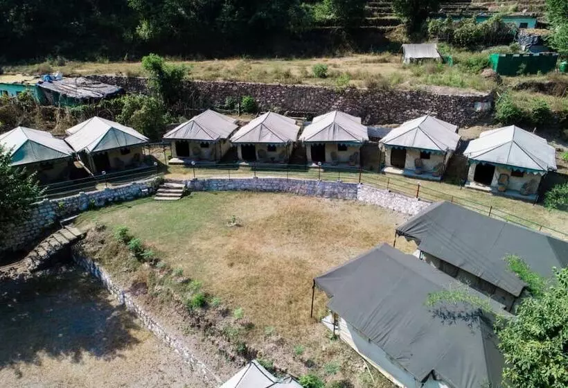 Hotelli Camp Awara Rishikesh