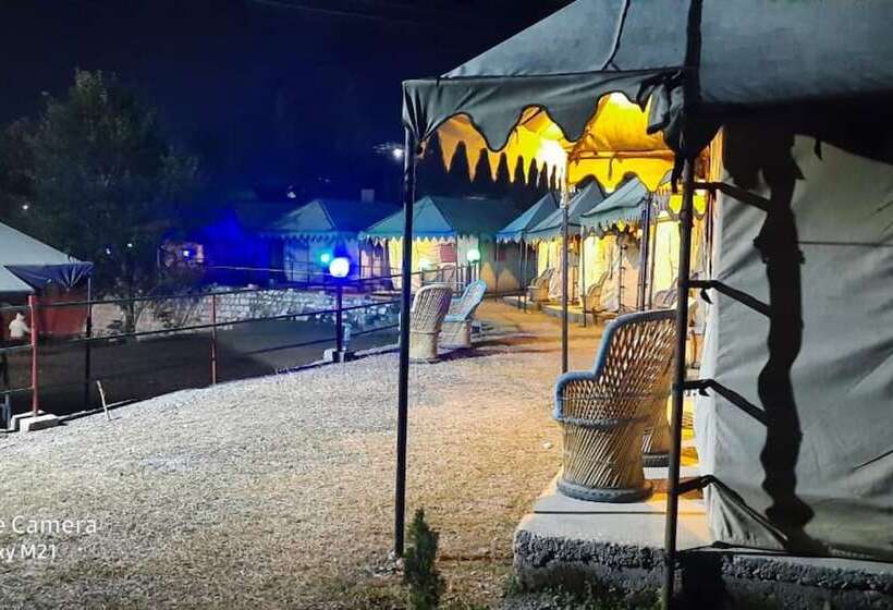 בית מלון כפרי Camp Awara Rishikesh