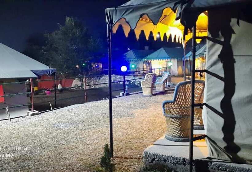 בית מלון כפרי Camp Awara Rishikesh