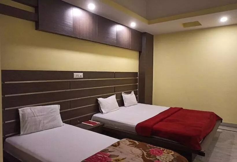 Hotelli Centre Point