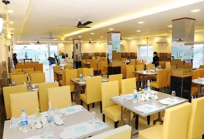 Hotelli Clarks Inn Express Sirkazhi