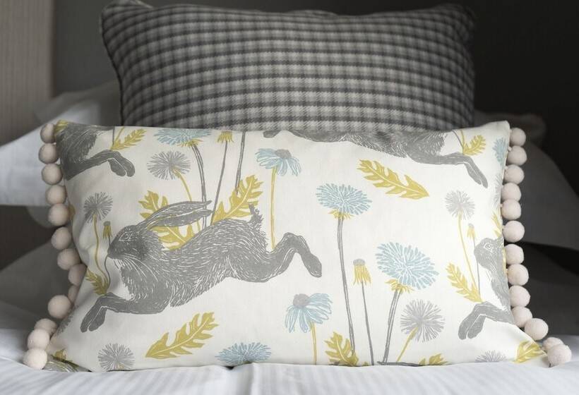 فندق Hollicarrs Holiday Park   Hares Leap