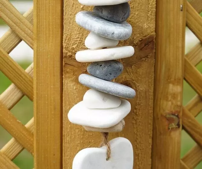 Hotelli Hollicarrs Holiday Park   Hares Leap