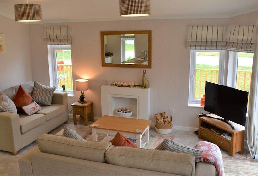 酒店 Hollicarrs Holiday Park   Hares Leap