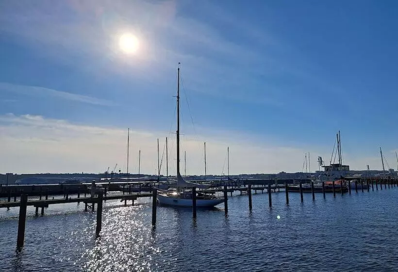 ホテル Kieler Yacht Club