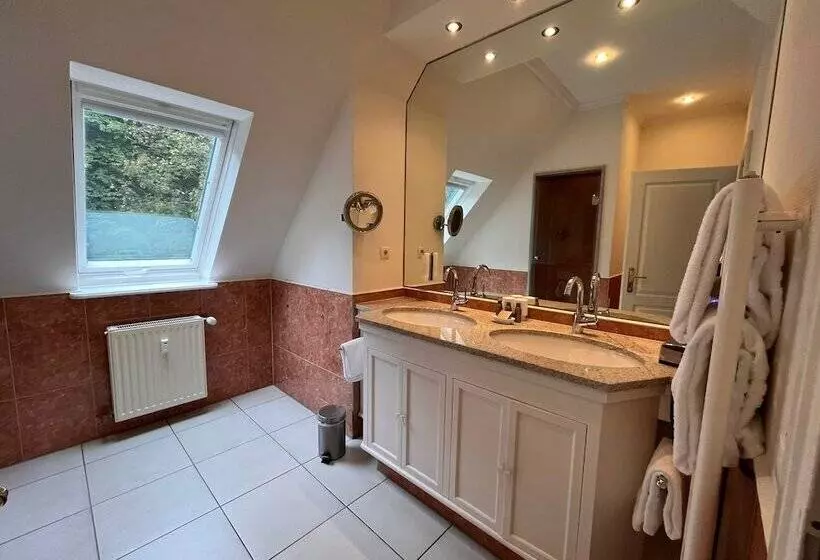 ホテル Kieler Yacht Club