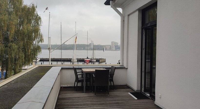 فندق Kieler Yacht Club