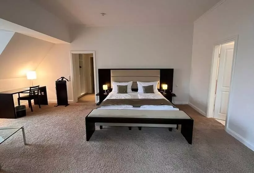 ホテル Kieler Yacht Club