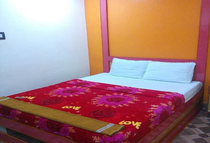 Отель Kvs Residency