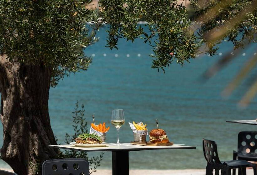 호텔 Marinus Beach