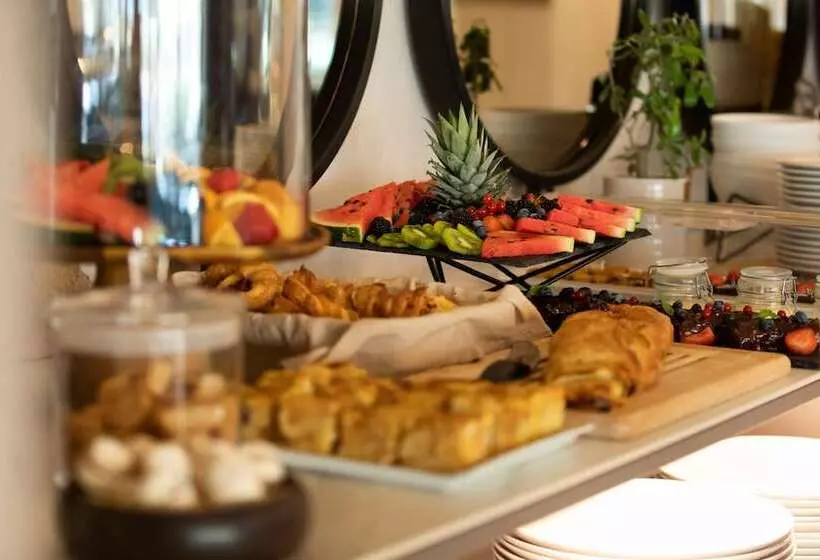 Hotelli Marinus Beach