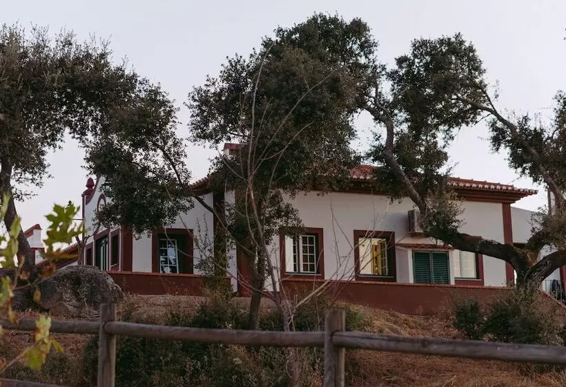田舎風ホテル Herdade Da Caniceira