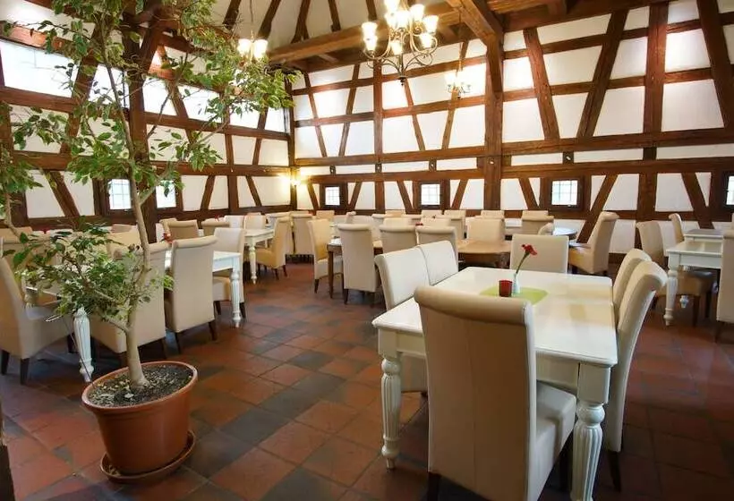 Hotelli Tagungszentrum Schloss Hohenfels