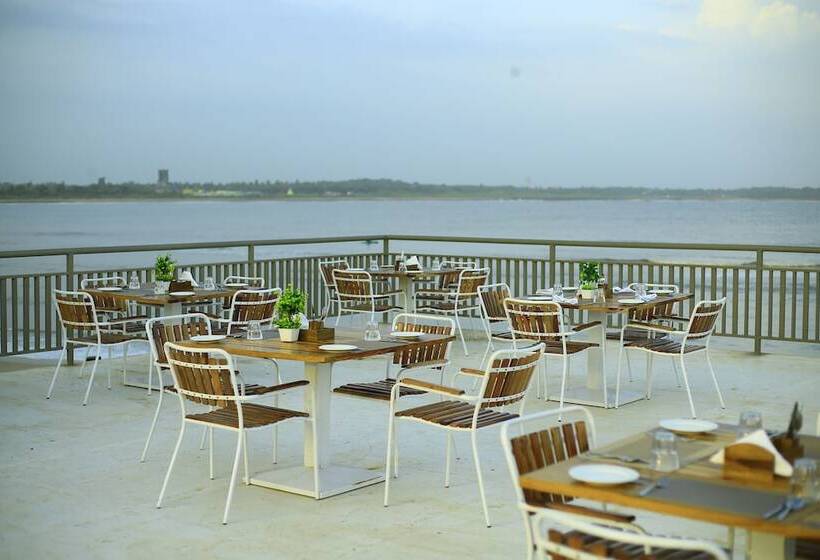 Hotel Radhika Beach Resort & Spa Diu