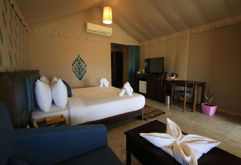 Hotel Radhika Beach Resort & Spa Diu