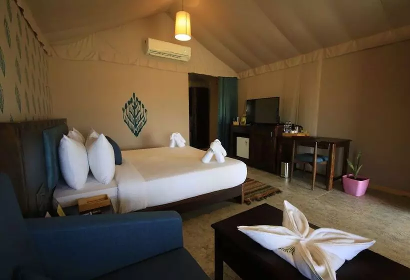 Hotelli Radhika Beach Resort & Spa Diu