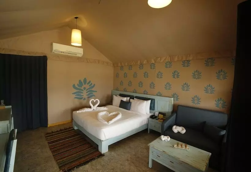 Hotelli Radhika Beach Resort & Spa Diu