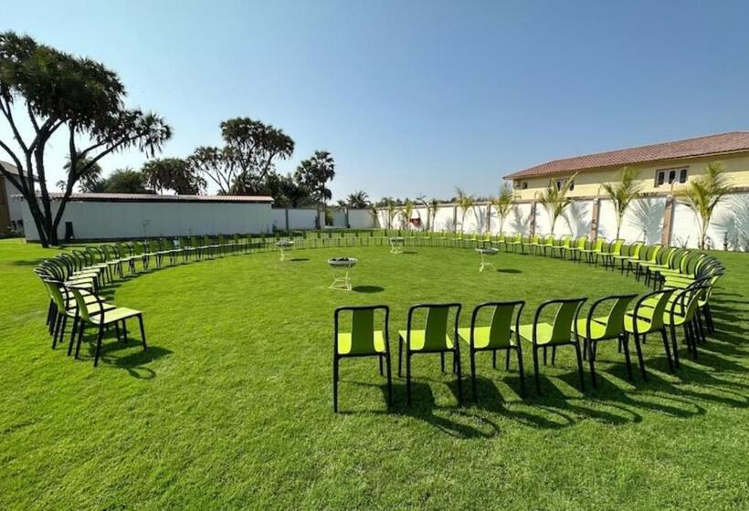 Hotel Radhika Beach Resort & Spa Diu