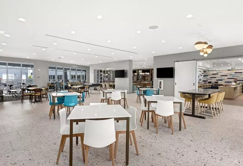 ホテル Towneplace Suites By Marriott Cape Canaveral