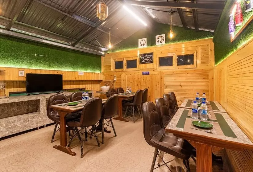 ホテル Treebo Greenland, Mall Road