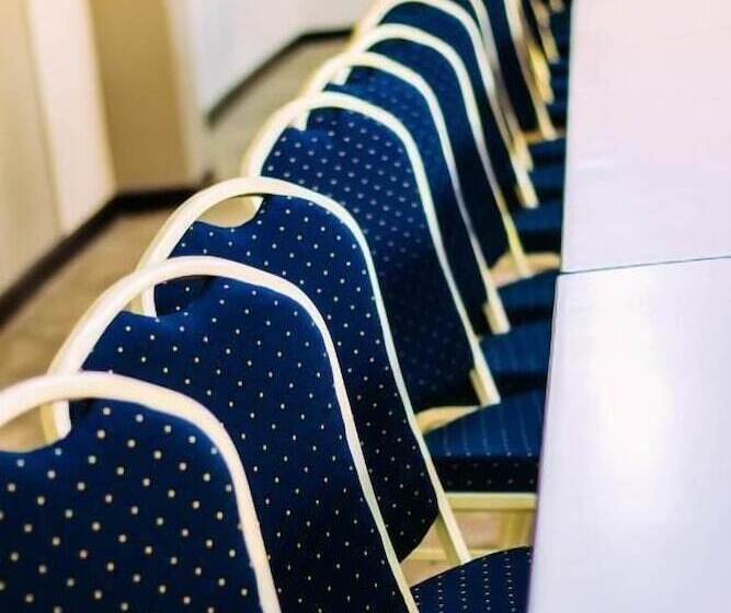 Osh Grand Hotel Chavo