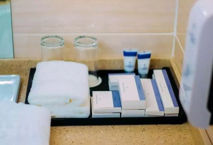 Osh Grand Hotel Chavo