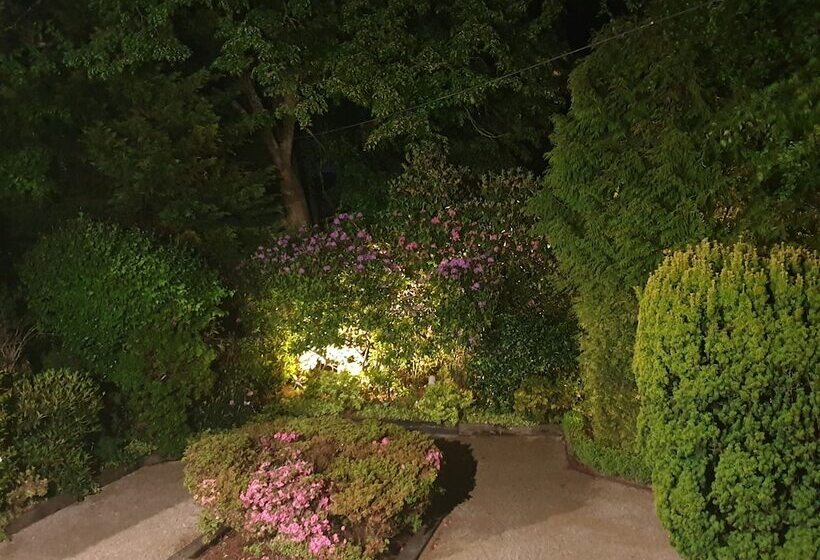 Пансион Little Robin Gate Free Parking Central 10 Min Walk To Train Station