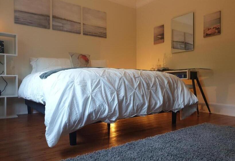 Пансион Little Robin Gate Free Parking Central 10 Min Walk To Train Station