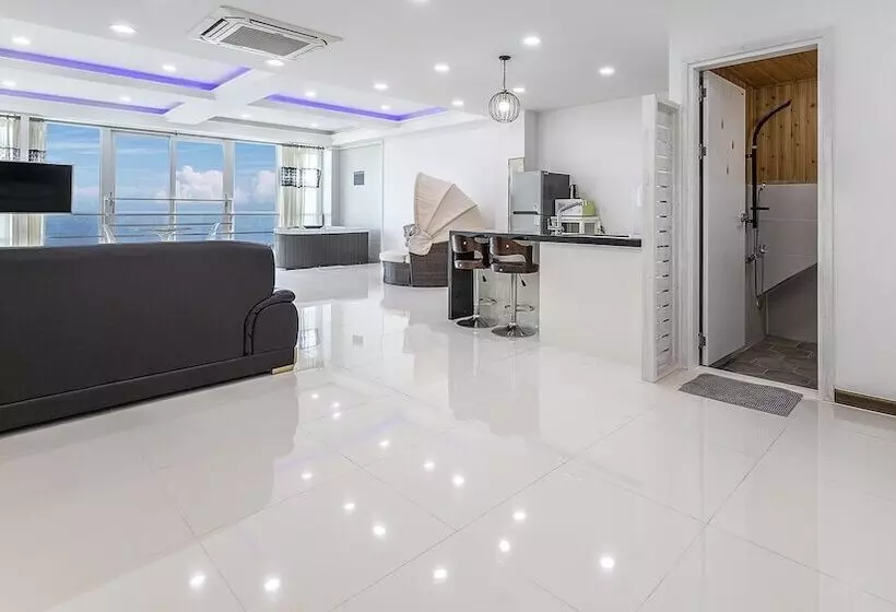 Majatalo Pohang 0.1 Poolvilla