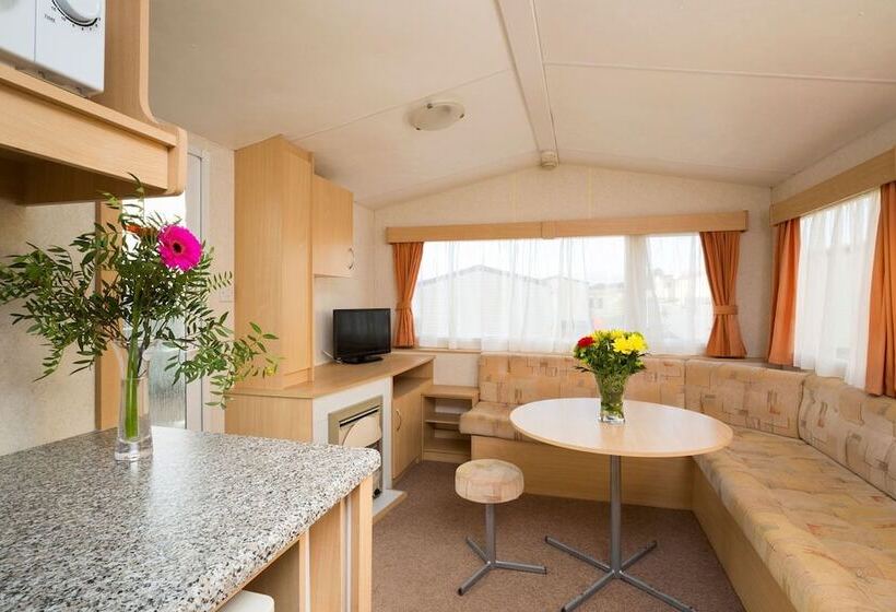 אתר נופש Golden Sands & Winkups