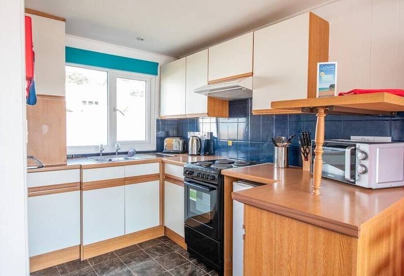 אתר נופש Golden Sands & Winkups