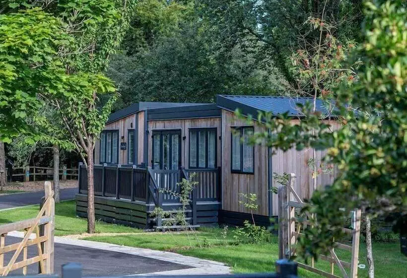 Lomakeskus Sandy Balls  Holiday Village